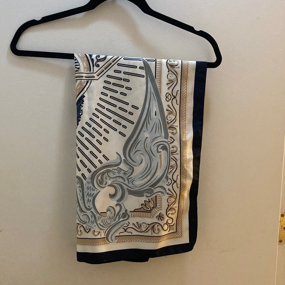 Elegant Cream and Blue Decorative Scarf